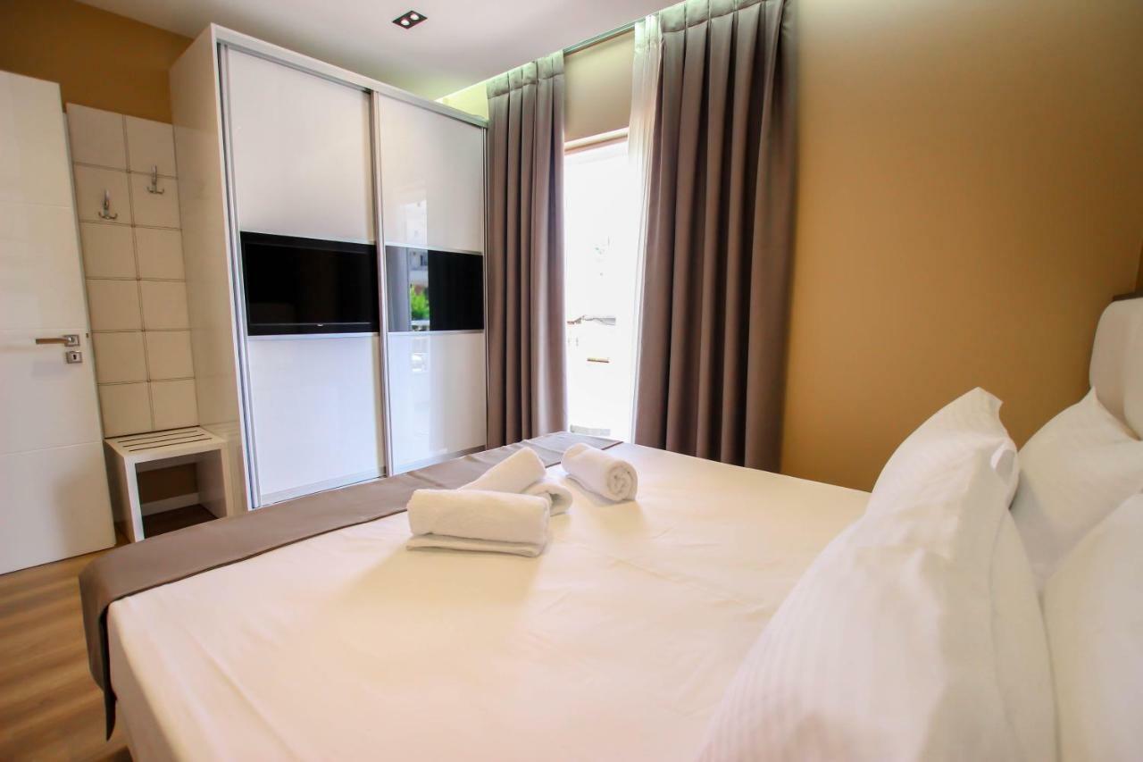 Brilant Luxury Apartment Gjirokaster Bagian luar foto